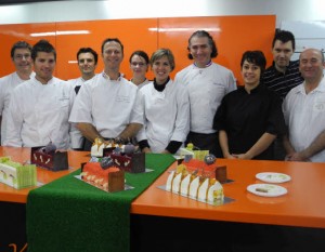 THBUCHESTENDA_1210173361.jpg